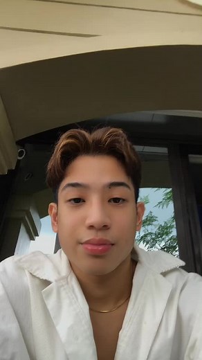 Can’t find my earrings smh