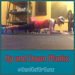Up and Down Planks ... Full video will be here on Facebook/YouTube later but you get the idea here :) Now, go work that core! #upanddownplanks #planks #core #abexercise #abs #coreexercise #fitfam #garagegym #geturgunz | DaniGetUrGunz