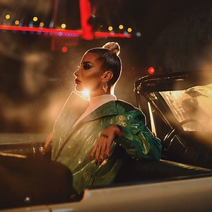 İrem Derici - Alıştım Zehrine Lyrics