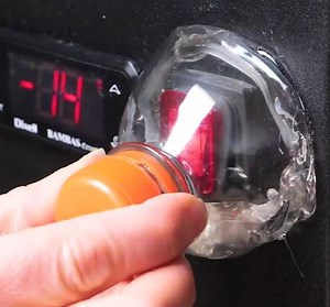 Donner une nouvelle vie brillante aux vieux objets | Brico Sympa