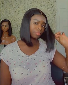 4.4K views · 39 reactions | Hey my girls, do u love this texture? This nice bob wig is on sale now, come on ✅Frontal bob wig u can open any part if u want Free shipping to SA Hot sale wigs start from R865 홎홖홢홚 홝홖홞홧 https://bit.ly/3IIgXbN | LuvmeHair ZA | Facebook
