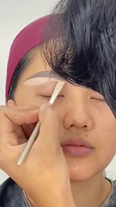 Tutorial makeup wisuda simpel dan mudah #tutorialmakeup #makeupwisuda #makeuppangling #makeupsoft #makeupsmooth #makeuflawless #makeupoutdoor #makeuptahanlama #makeupawet #makeupnoluntur | Tutorial Makeup