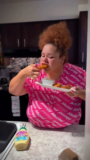 Fried Hot Honey Old Bay Tenders!😋 These tenders were slap!! I even woke up this morning eating them straight out the fridge🫢 ❓am I the only one who washes my chicken with dawn soap❓ ITS FREE TO SUPPORT DON’T BE SHY TO ENGAGE IN MY POST✨ Hashtags: #cookwithme #friedchickentenders #dinner #homemadefood #hothoney #bigbodytriin #chicken #foodie #fypreels #relatable #affordablemeals #hiddenvalleyranch #fypシ゚viral | Trinity Clemens