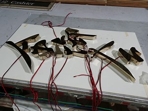 [Hot Item] Backlit Letter Sign Advertising LED Logo Sign