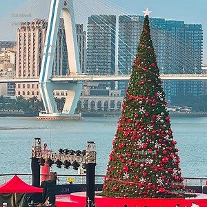 [Hot Item] Support OEM Green Garland LED Spiral Christmas Ball Light Tree