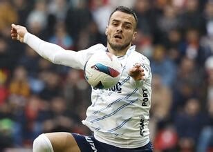 Filip Kostic için ayrılık iddiası!