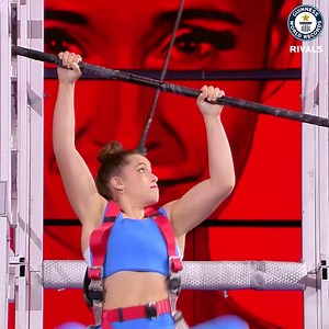 Who will complete this explosive pull up ascent the fastest? 🇳🇱 vs 🇮🇹 vs 🇬🇧 vs 🇫🇷 | Guinness World Records