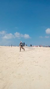 11K views · 30 reactions | Behind the scenes  tarik sampan kat laut ❌ tarik sampan di darat ✅ Habis la sampan transparent kena tarik2 bha  Tak pernah orang buat macam tu sis 藍 Tapi tak pa lepas buat video beli kelapa terus nyamannn panas2 minum kat pulau.  #makatagihsempornatravel #pakejpulausemporna #sempornaisland #jomtravel #timbatimba #semporna #sabah #malaysia | Pakej Pulau Semporna | Facebook