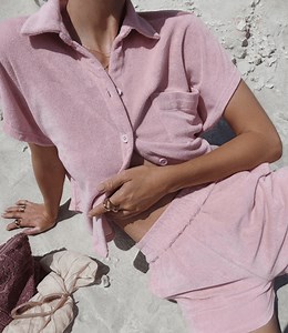 [Hot Item] Solid Pink Color High Fashion Toweling Terry Made Buttons Summer Shirt and Elastic Waistband Shorts Beach Set