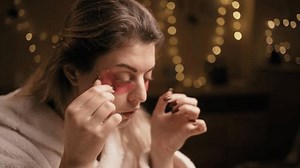 Young Woman Removing Hydrogel Under Eye Stock Footage Video (100% Royalty-free) 3982087527 | Shutterstock