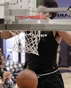 Jericho Sims went a little too hard with this dunk 😳 🆙 (via Who's Next) | SportsCenter