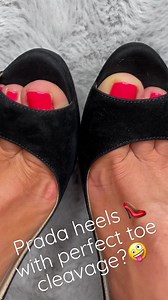 32K views · 1K reactions | Reel n. 0063 #highheels #opentoeshoes #elegantpumps #tryon #toeclevage #redtoenails #perfectfeet | Wonderful female feet, legs and shoes | Facebook