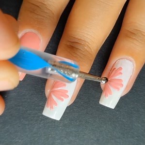 DIY Nail Paint Designs Using Household Items #nailart #naildesign #nailpolish #nailartdesign #nailinspiration #nailartideas #nailartaddict #nailartlover #nailartlove #nailartshare #nailartoftheday #reelindia #reelsvideo #reelslovers #reelitfeelit #reelsinstagram #reels2024 #explore #explorepage #virals | King Of Aart | Facebook