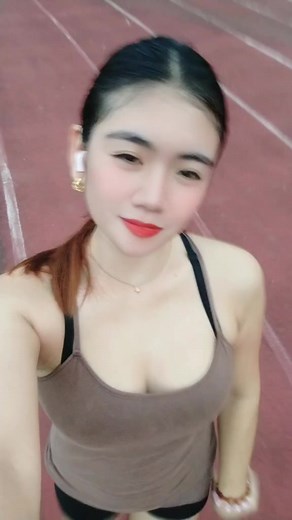 Good morning guys,, jogging muna para sexy hahaha😂🏃🤎 | Regine Ebias