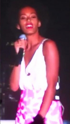 Hot Like Fire with ‪@solangeknowlesmusic‬ in 2013 ‪@Coachella‬