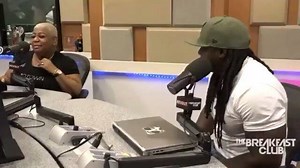 #Ladies, do you take #baths or #showers? According to @luenell, #women must #bathe. (#luenell #bath #shower) | The Jasmine BRAND