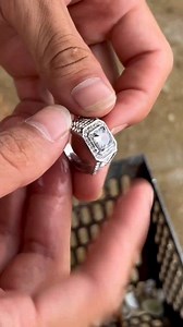 Beach Treasure Hunt: A Men’s Diamond Ring Pulled From Underwater! While searching underwater near the rocks, I discovered a men’s diamond ring hidden beneath the waves 💎🌊. One of my most unexpected finds so far! | Treasure & Beach CleanUp