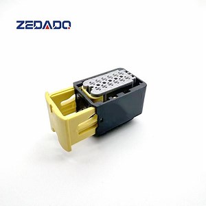 [Hot Item] 2-1703639-1 Equivalent AMP Automotive Housing Te Connectivity Connector
