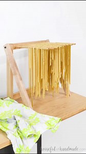 Level up pasta night with delicious homemade pasta. And there is no better way to dry your pasta then with this beautiful drying rack made from scrap wood. Leran how to build it on https://housefulofhandmade.com/diy-pasta-drying-rack/ #homemadepasta #scrapwoodproject | Houseful of Handmade