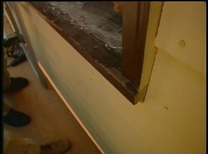 How to Replace Storm Windows: Measuring and Installation Guide