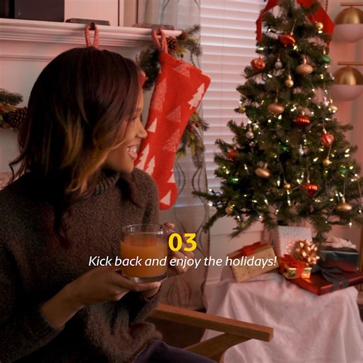 🎁 🚚 There's still time to ship out those holiday gifts. Stop by a store near you to get your holiday gifts packed and shipped with care. Click here to find a store near you: https://bit.ly/33hqCl6 | The UPS Store