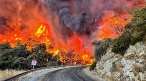 Turkey wildfires: The scramble to save lives