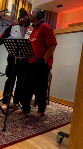 19K views · 534 reactions | และนี้คือท่อนที่หาคนร้องยากที่สุด โชคดีได้เสียง2คนนี้มาแสดงพลัง เพื่อเธอ สู้ตาย ไม่เอา ไม่นอยด์ เป็น รมต ฉันคงได้นั่งกระทรวงการคอย | LABANOON | Facebook