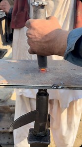 Trcuck frame drilling and riveting for strengthening of chassis | Extreme Technology Skills