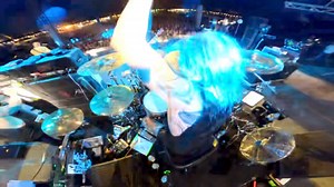 Brand new Infectious Grooves drum cam for “Borracho” is up now! This was such a fun song to play on our Australian tour earlier this year. @robtrujillo’s bass lines would shake the walls every night 🔥🦎🔥 Always a joy to lock in on this one… Tune in and subscribe for weekly, brand new, full-length drum cams every Friday at 7 PM EST: https://youtu.be/rMUWYK-6tjc?si=yy8TuFX6wjGv2P1E | Jay Weinberg