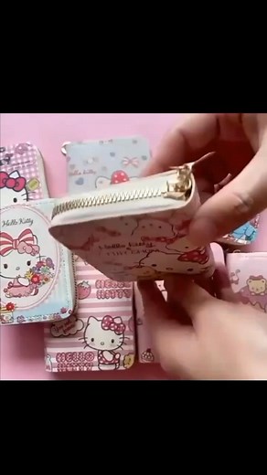Hello kitty purse/ ladies purse/ cute wallet, card holder for women and girls DM to order #virałpost #bags #explorepage #smallbusiness #BD #foryou #kawaii #purses #purselover #fbreelsfypシ゚viralfbreelsfypシ゚viral | ZF Dazzle Pop