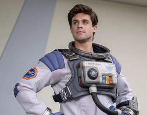 Captain Buzz Lightyear Meet & Greet in Tomorrowland | Chip and Company