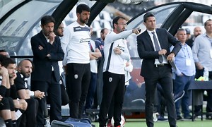 Λουτσέσκου: Πόσο λείπει άραγε στον Ρουμάνο και τον ΠΑΟΚ ο Ντιέγκο Λόνγκο;