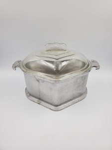 Guardian Service Cookware Triangle Shaped Aluminum Casserole Pot