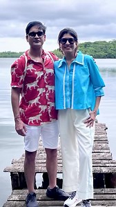 Join us on the Madu Ganga River safari, near Galle! The mangrove trees here were 👌 And the animal you see here btw is the Monitor Lizard, probably the Asian water monitor lizard that is most commonly found in Sri Lanka. While they do secrete venom, it is not fatal to humans, though there is risk of bacterial infection due to the bite. Anyone here scared of lizards? 😁 . Ps. Wearing Love Birds . . . #srilanka #srilankatravel #stilankanfood #srilankatrip #srilankatourism #galle #maduganga #river 
