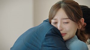 3.1K views · 50 reactions | Cinderella splash to wake up herself, president love dearly to embrace her 灰姑娘泼醒以前的自己，总裁心疼地抱住她 Drama Name：Parallel Love #parallellove #时间倒数遇见你 #shishi #LiHongyi #lihongyi #施诗 #李宏毅 #love #kiss #kisses #magic #magical | Fangirl Squid | Facebook