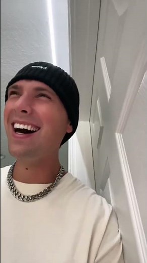 whenever my gf takes a shower 😂