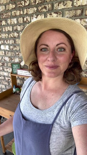 How to collect dill and cilantro seed. #seeds #seedsaving #herbs #dill #cilantro #gardening #gardentips | From Dream to Seed