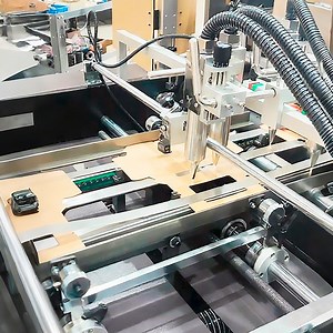 [Hot Item] Máquina de limpieza por plasma atmosférico de alta precisión, fácil de operar, tratamiento de superficie por plasma