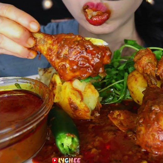 ASMR SPICY CHICKEN CURRY, PARATHA, CHILLI, POTATO , ONION, GINGER BEER EATING MUKBANG 咀嚼音 | 먹방