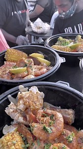 GAITHERSBURG MARYLAND CRAB BOSS IS COMING TO YOUR CITY!!!!!! THE CRAB BOSS TEAM IS PULLING UP ON YALL WITH SOME OF THE DELICIOUS PLATTERS YOU SEE ON SOCIAL MEDIA!!!!! ITS PRE ORDER ONLY!!!! SATURDAY 9/28 TO SEE THE MENU AND PRICES AND TO PLACE YOUR ORDERS TAP ON THE LINK IN MY BIO Or GO TO WWW.CRABBOSS.COM AND TAP ON THE PULL UP TAB FROM THERE YOU WILL SEE ALL THE LOCATIONS WE WILL BE AT THIS WEEKEND!!!! LETS GET IT!!!! PULL UP ON YA BOY!!!! #crabboss #pullup #crabs #seafood #foryou #fyp #explor