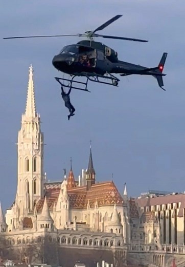 Exciting Helicopter Action in Matchbox Film in Budapest