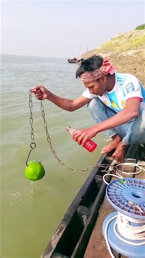 Unbelievable Loop Fishing Technique in the River! #fishing #villagefishing #riverfishing #shorts