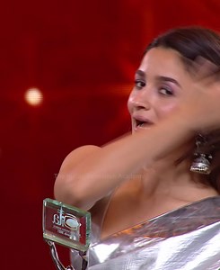 11K views · 455 reactions | Kahani Alia Bhatt ke success ki殺殺殺殺 #ITAAwards #ITA2023 on 31st Dec. only on #StarPlus | Indian Television Academy | Facebook