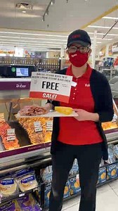 Hot 🔥Deal at the Mills Civic Hy-Vee Deli! Buy 1lb of our Deli Di Lusso Deli meat and get a half lb Di Lusso Cheese FREE!! | Hy-Vee