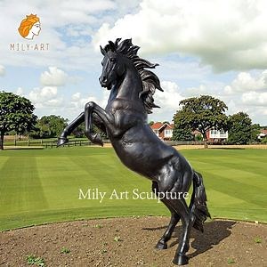 [Hot Item] Life Size Metal Farm Animal Statue Bronze Roaring Horse Sculpture