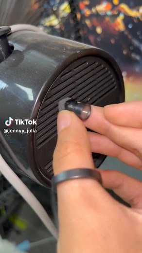 ️‍♂️ ¿Necesitas vigilar sin ser visto? Descubre la microcámara espía más discreta del mercado.  Tamaño mini, grabación HD  Se oculta fácilmente en casa, oficina o coche  Detección de movimiento y visión nocturna  Compatible con tarjetas SD  Seguridad, vigilancia o pruebas… lo que necesites, sin levantar sospechas.  ¡Haz clic ahora y mira cómo funciona! | InClick | Facebook