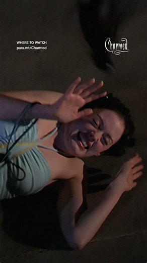 That's definitely gonna leave a mark! #charmed | Where to watch: para.mt/Charmed | Charmed