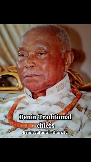 15K views · 36 reactions | BENIN CHIEFS/STRUCTURE: Video Illustration of Benin chiefs and strata(stratum) according thier position and group from Uzama ni’irinhion to Ekhamwen eghaevbo no’re among all. Kindly Dm for credit. #edopride #edoculture | Edo Pride | Facebook