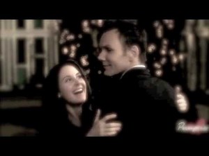 Community, Jeff & Annie: "Need You Now"