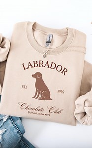 Custom Chocolate Labrador Retriever Sweatshirt for Dog Mom Crewneck Sweater Gift for Lab Lover - Etsy Canada